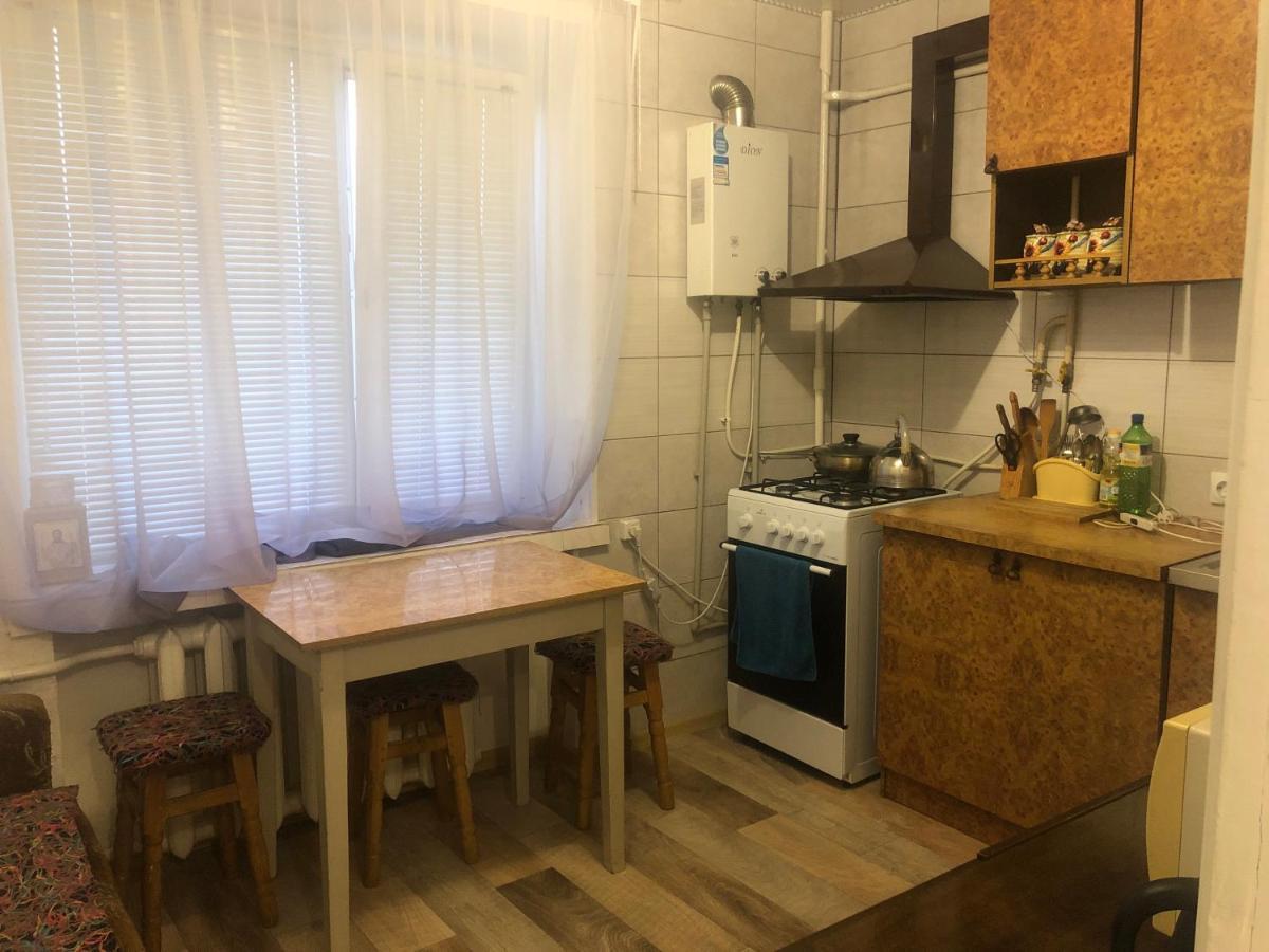 Квартира Пентагон Korosten Luaran gambar